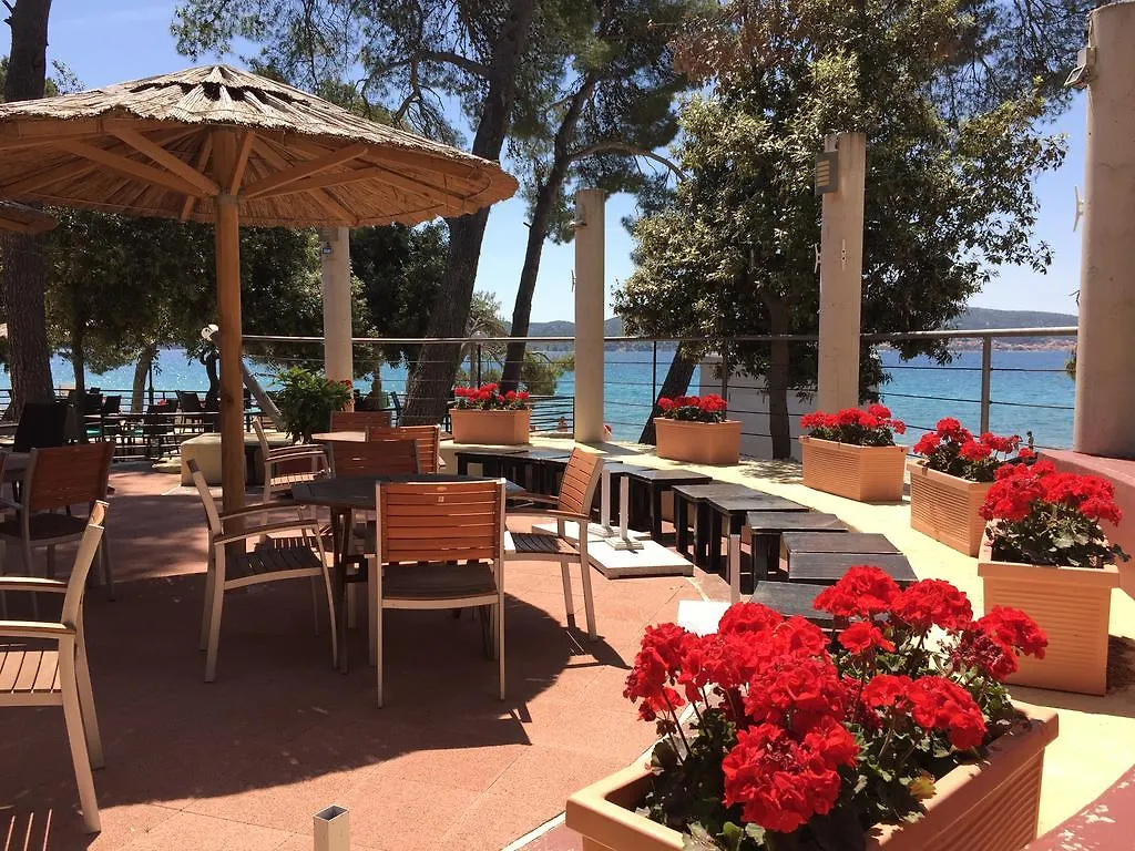 Sunny Home Soline Biograd Na Moru 4*,