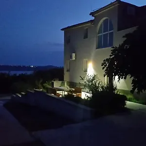 Barba Apartman
